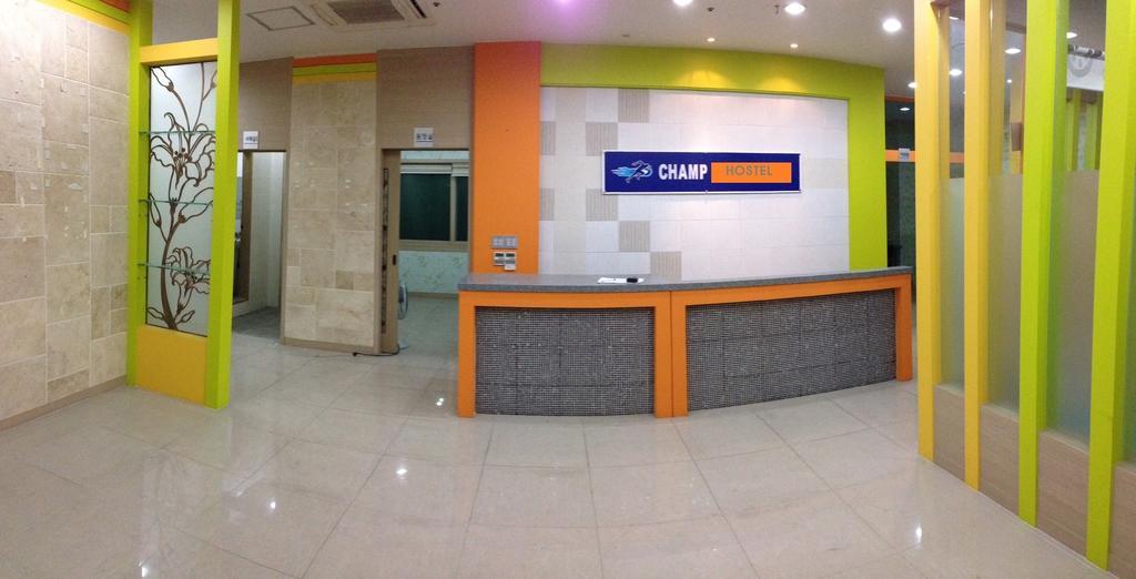 Champ Hostel Пусан Екстериор снимка